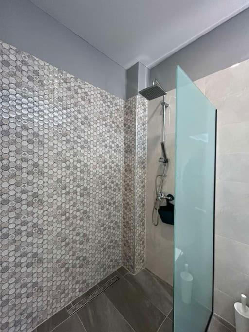 Black Eagle Apartment Драма Экстерьер фото