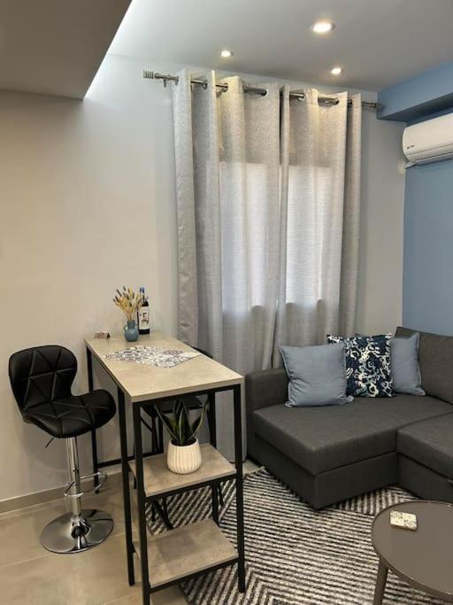 Black Eagle Apartment Драма Экстерьер фото