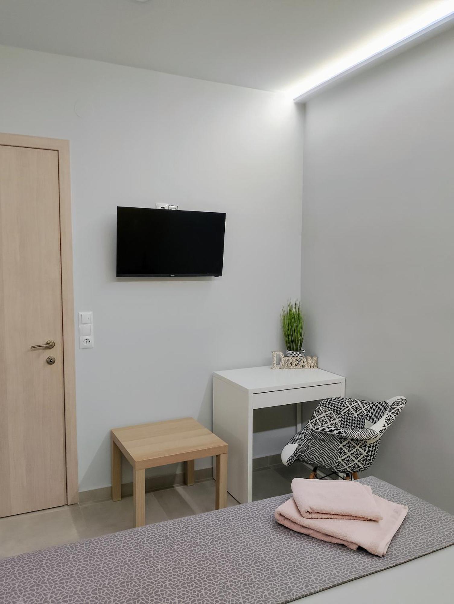 Black Eagle Apartment Драма Экстерьер фото