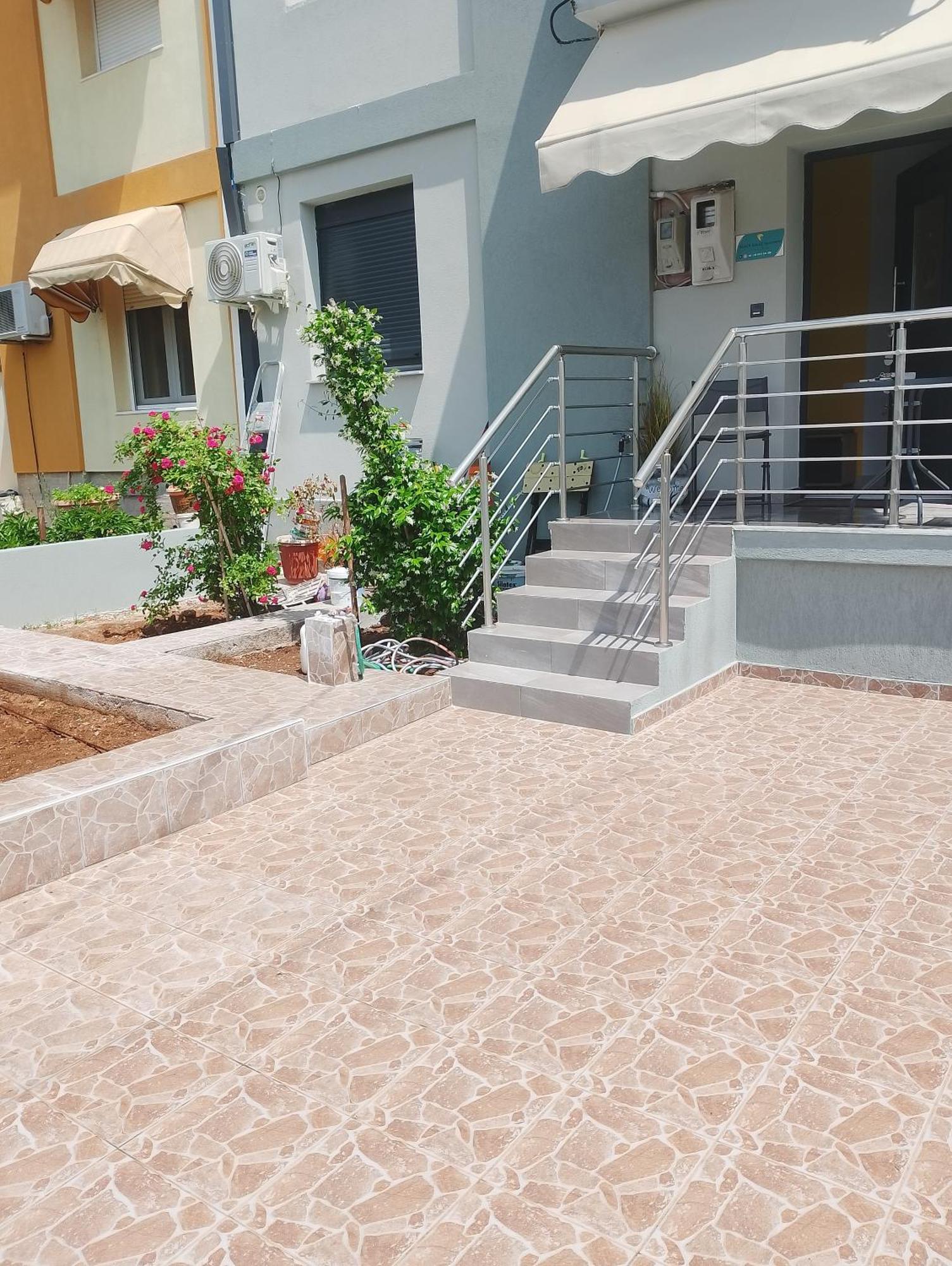 Black Eagle Apartment Драма Экстерьер фото